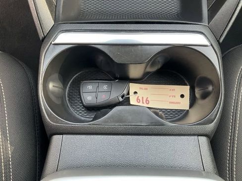 Used 2025 GMC Terrain Elevation image 17