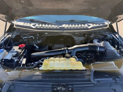 Used 2018 Ford F150 XLT w/ Equipment Group 302A Luxury AWD/4WD image 30