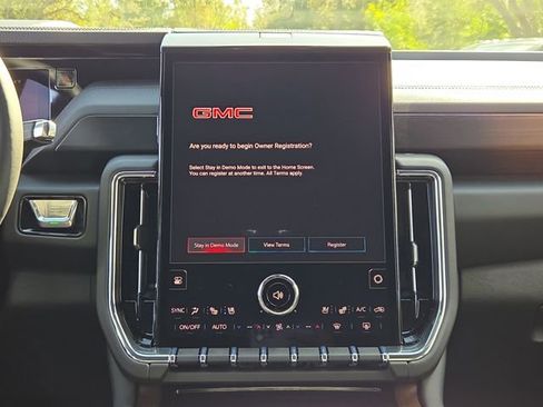 New 2026 GMC Yukon XL Denali w/ LPO, Floor Liner Package image 27