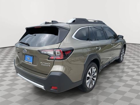 Used 2025 Subaru Outback Touring XT AWD/4WD image 14