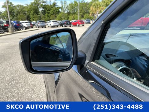 Used 2024 Nissan Kicks SV image 10