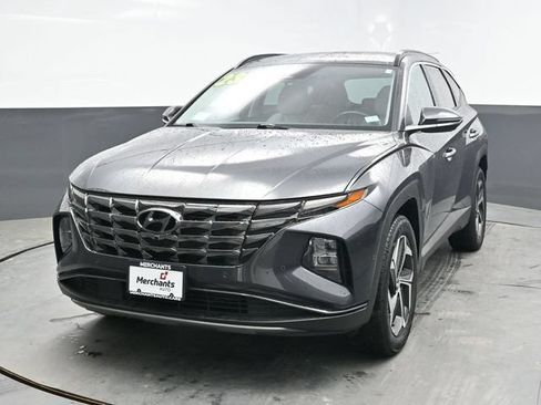 Used 2023 Hyundai Tucson Limited AWD/4WD image 2