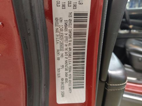 Used 2015 Jeep Grand Cherokee Limited w/ Luxury Group II image 33