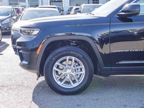 New 2025 Jeep Grand Cherokee Laredo X image 9