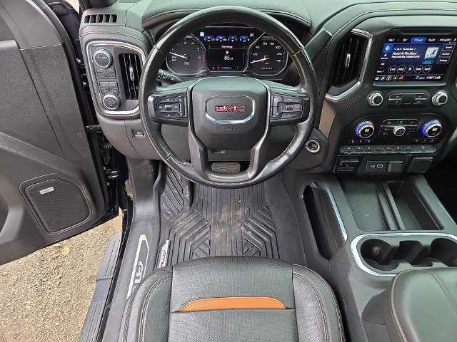 Used 2020 GMC Sierra 1500 AT4 w/ AT4 Premium Package AWD/4WD image 3