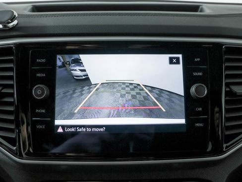 Used 2023 Volkswagen Atlas Cross Sport SE AWD/4WD image 7