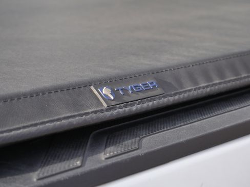 Used 2015 Toyota Tundra Platinum image 21