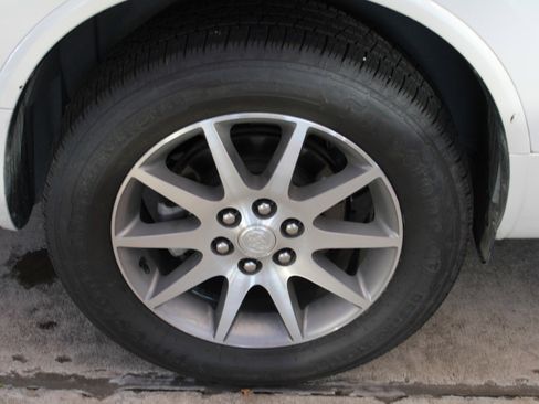 Used 2016 Buick Enclave Leather w/ Trailering Package image 24