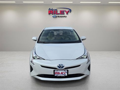 Used 2016 Toyota Prius Two image 8