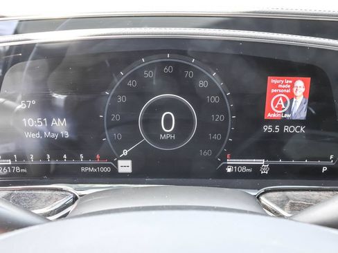 Used 2023 Cadillac Escalade Premium Luxury AWD/4WD image 25