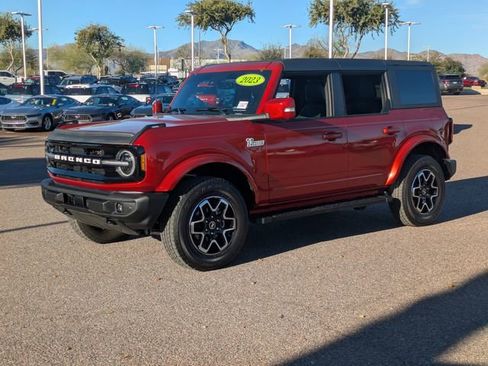 Certified 2023 Ford Bronco Outer Banks image 2