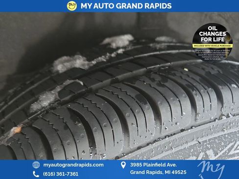 Used 2019 Toyota Corolla LE image 33