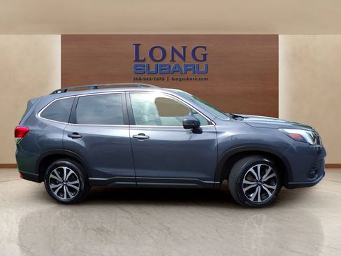 Used 2023 Subaru Forester Limited AWD/4WD image 7