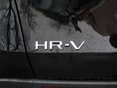 Certified 2025 Honda HR-V Sport image 7