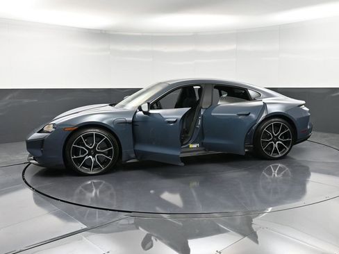 New 2026 Porsche Taycan Turbo S image 39