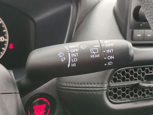 Used 2023 Honda HR-V LX image 24