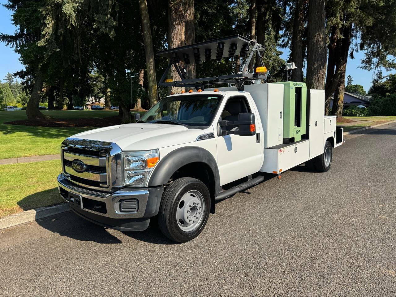 Used 2012 Ford F550 2WD Regular Cab Super Duty w/ Payload Upgrade Pkg image 8