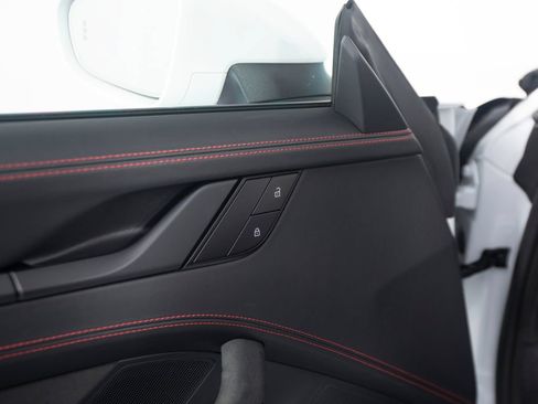 Certified 2023 Porsche 911 Carrera GTS RWD image 18