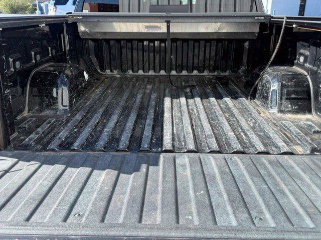 Used 2021 Chevrolet Silverado 1500 LT w/ Convenience Package II RWD image 17