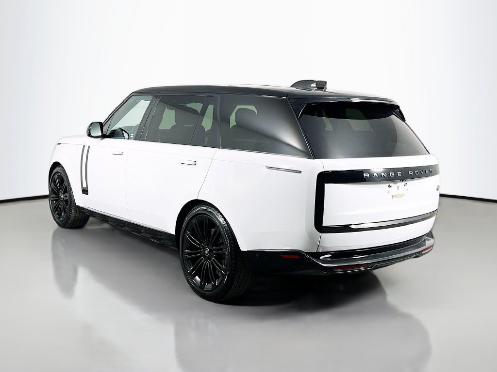 Used 2022 Land Rover Range Rover Long Wheelbase SE AWD/4WD image 7