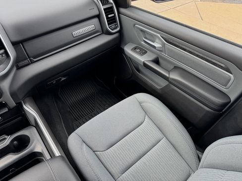 Used 2022 RAM 1500 Big Horn image 32