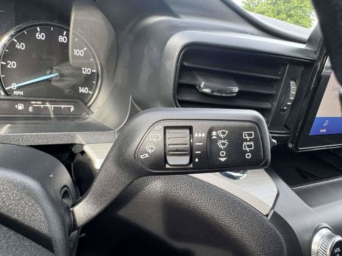 Used 2020 Ford Explorer XLT AWD/4WD image 39