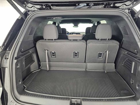 New 2026 Chevrolet Traverse LT w/ Enhanced Driving Package image 15