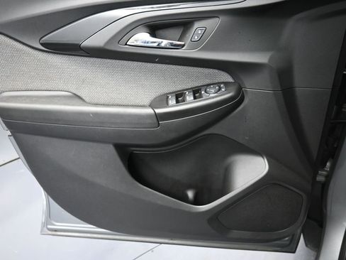 Used 2023 Chevrolet TrailBlazer LT w/ Convenience Package image 19