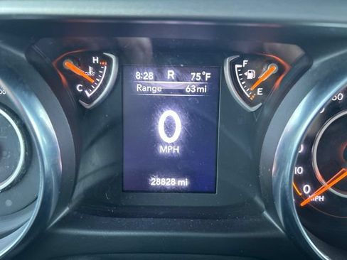 Used 2023 Jeep Wrangler Unlimited Sport AWD/4WD image 10