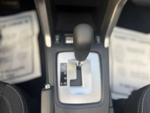 Used 2018 Subaru Forester 2.5i Premium AWD/4WD image 24