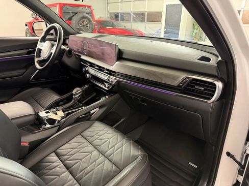 Used 2024 Kia Telluride SX Prestige X-Line AWD/4WD image 47