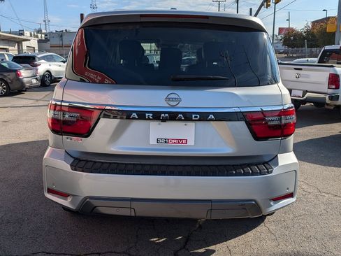Used 2022 Nissan Armada SV w/ SV Appearance Package image 7