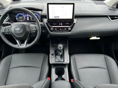 New 2026 Toyota Corolla Cross XLE image 4