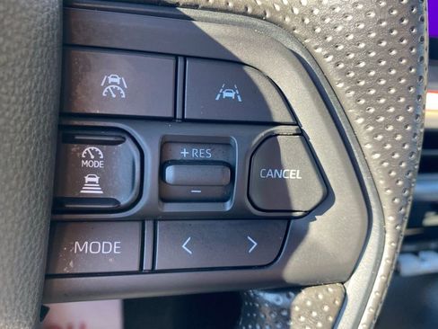 Used 2025 Toyota Tacoma SR5 image 28