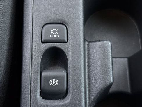 Used 2025 Toyota Corolla LE FWD image 21