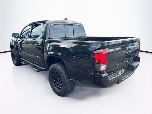 Used 2021 Toyota Tacoma SR w/ SR Convenience Package RWD image 3