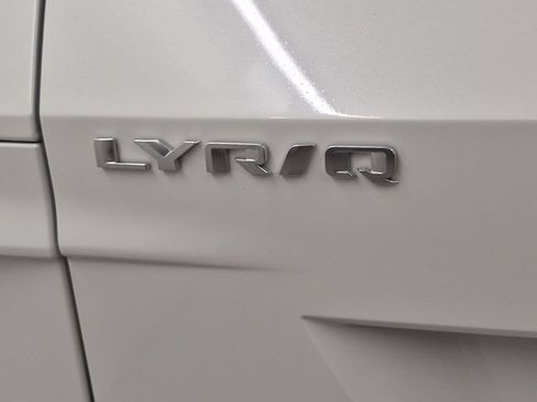Certified 2024 Cadillac Lyriq Luxury AWD/4WD image 27