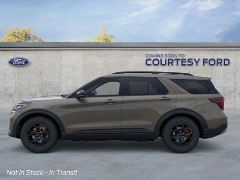 New 2026 Ford Explorer Tremor image 3