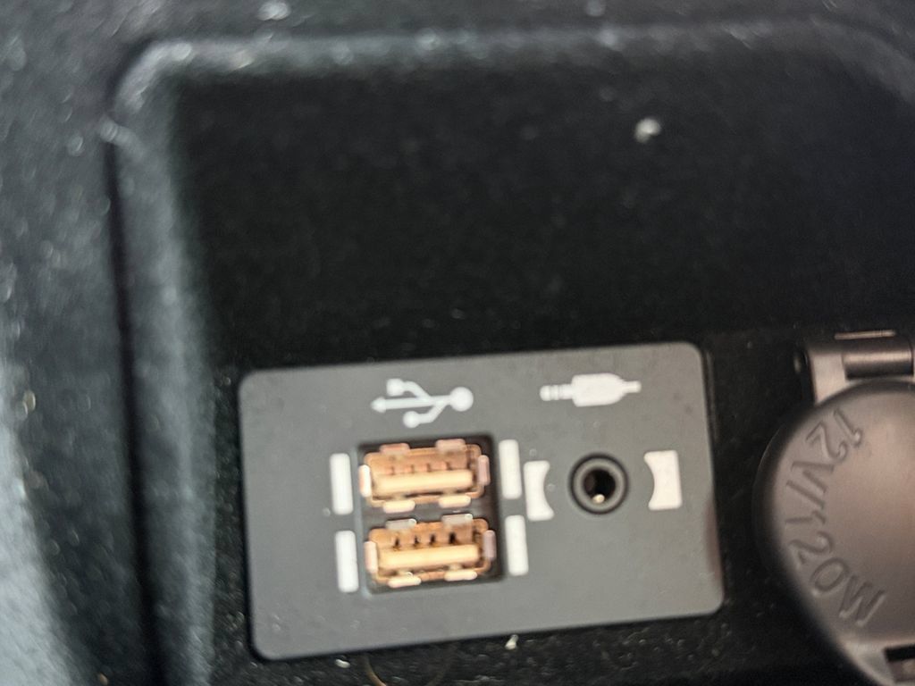 Used 2023 Lexus IS 500 RWD image 18