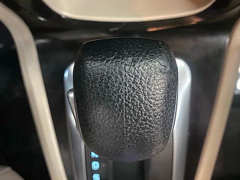 Used 2014 Ford Fiesta Titanium image 23