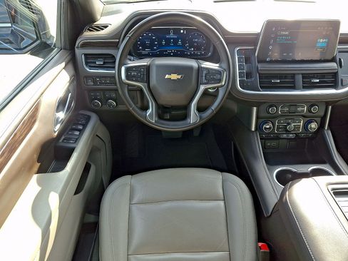 Used 2023 Chevrolet Tahoe LT AWD/4WD image 10