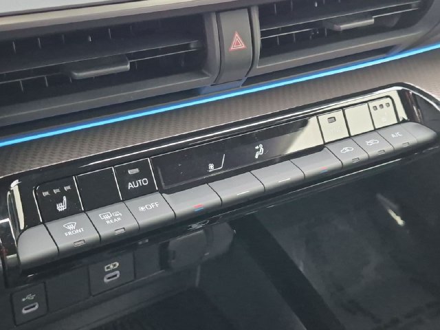 New 2027 Toyota Prius XLE AWD/4WD image 21