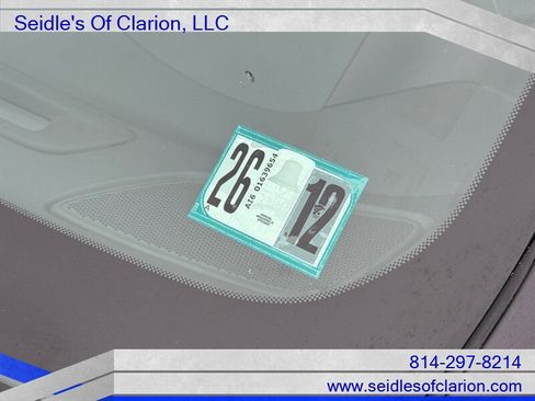 Used 2023 Chevrolet Equinox RS w/ RS Leather Package image 29
