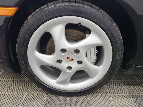 Used 1999 Porsche 911 Carrera 4 image 18