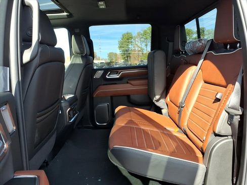 New 2026 GMC Sierra 2500 Denali Ultimate image 14