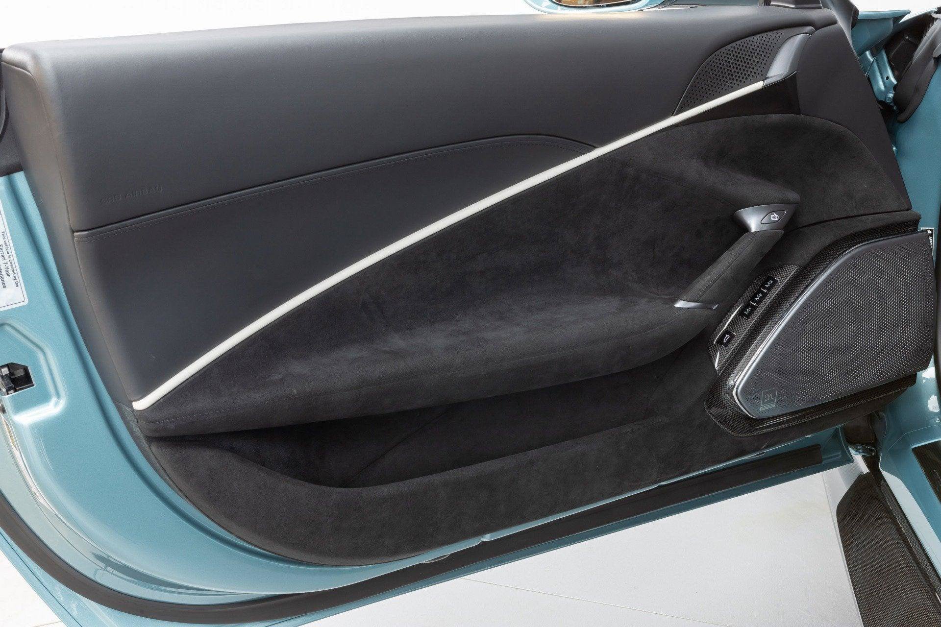 Certified 2024 Ferrari Roma Spider RWD image 27
