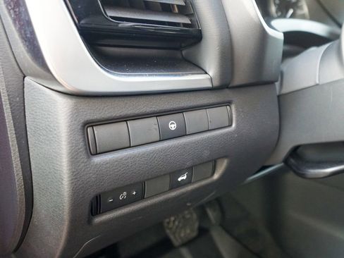 Used 2022 Nissan Rogue SV w/ SV Premium Package image 20