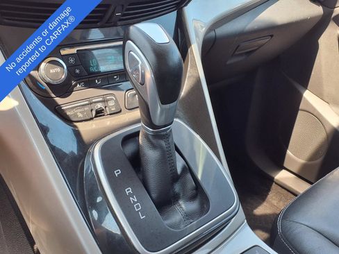 Used 2016 Ford C-MAX Energi SEL w/ Equipment Group 302A FWD image 26
