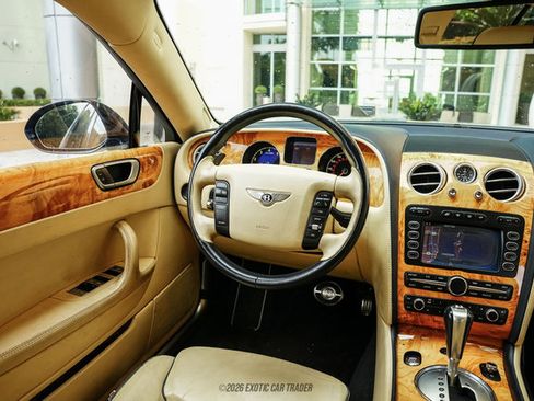 Used 2010 Bentley Flying Spur Flying Spur AWD/4WD image 18