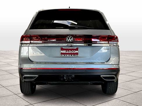 New 2026 Volkswagen Atlas SEL image 6